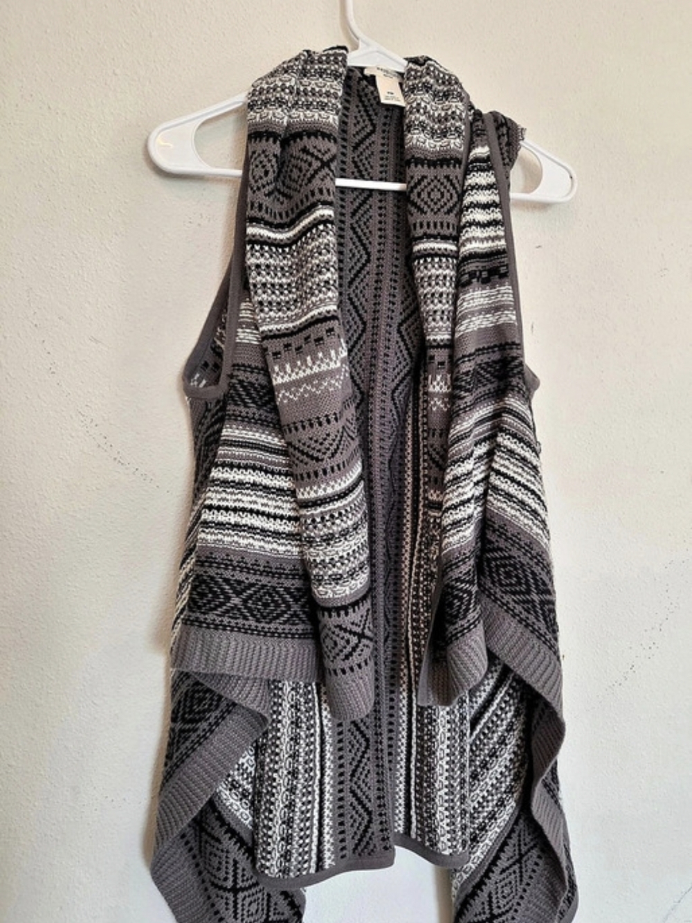 Westbound Women's Gray & Black Geometric Cardigan Size PM